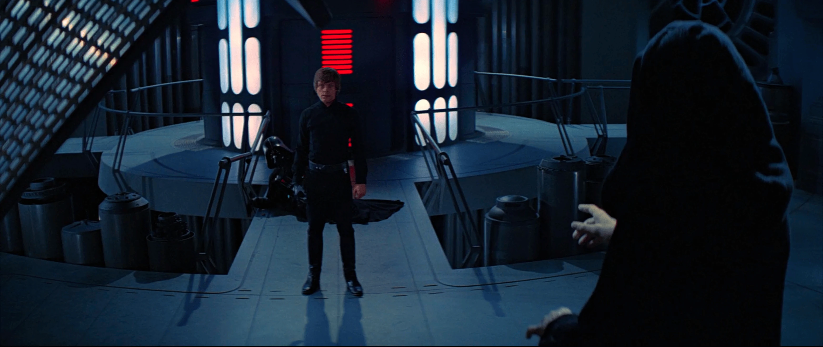 Luke face à l'Empereur après avoir refusé de tuer son père