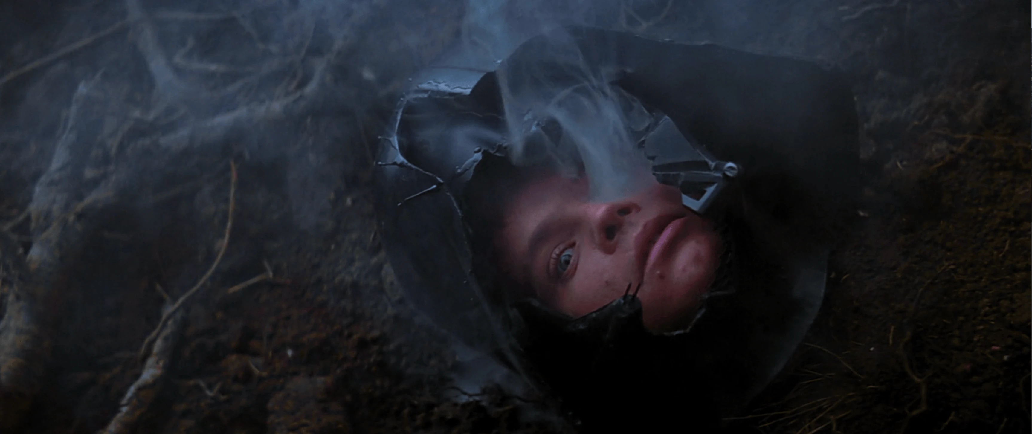 Le masque de Vador tombe, et c'est le visage de Luke qui apparaît